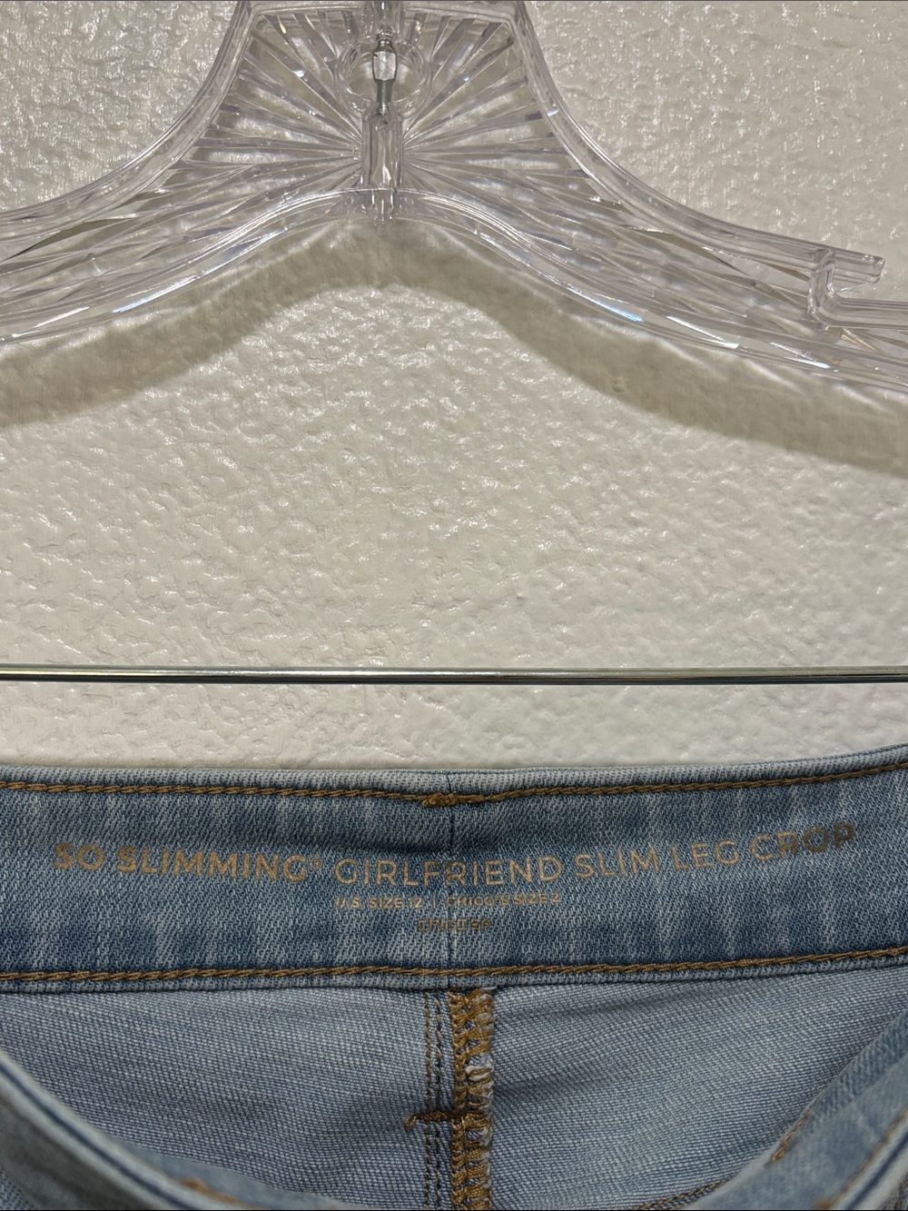 Chico's So Slimming Girlfriend Light Blue Slim Leg Crop Jean Embroidered Size 12 - Picture 4 of 8